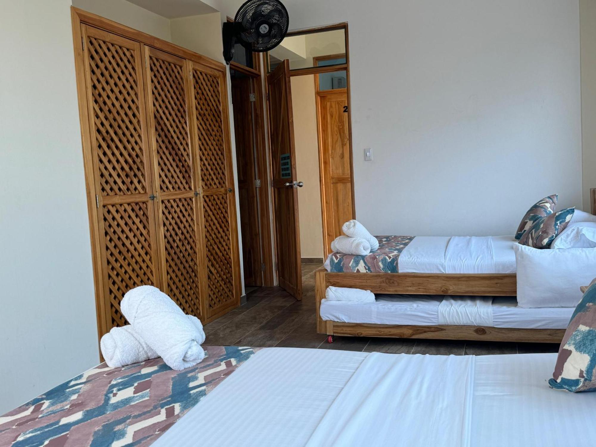 Merakai Hostel Rincon Del Mar Экстерьер фото